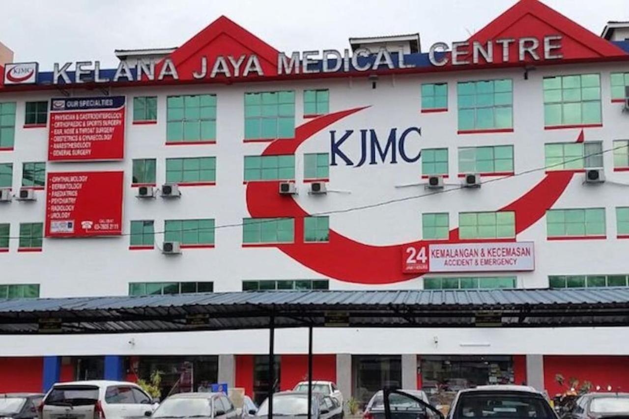 Cozy Kelana Jaya Semi-D Apt near Mall, College&Hospital Petaling Jaya Bagian luar foto