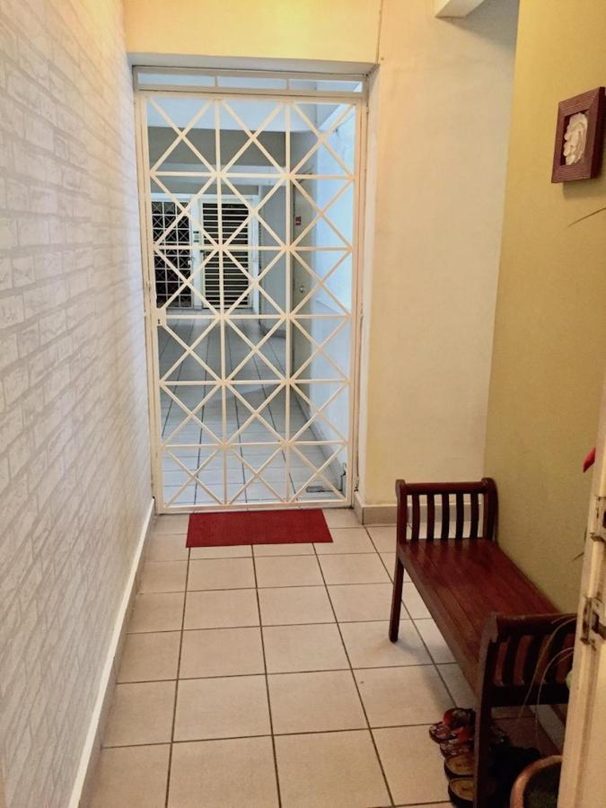 Cozy Kelana Jaya Semi-D Apt near Mall, College&Hospital Petaling Jaya Bagian luar foto